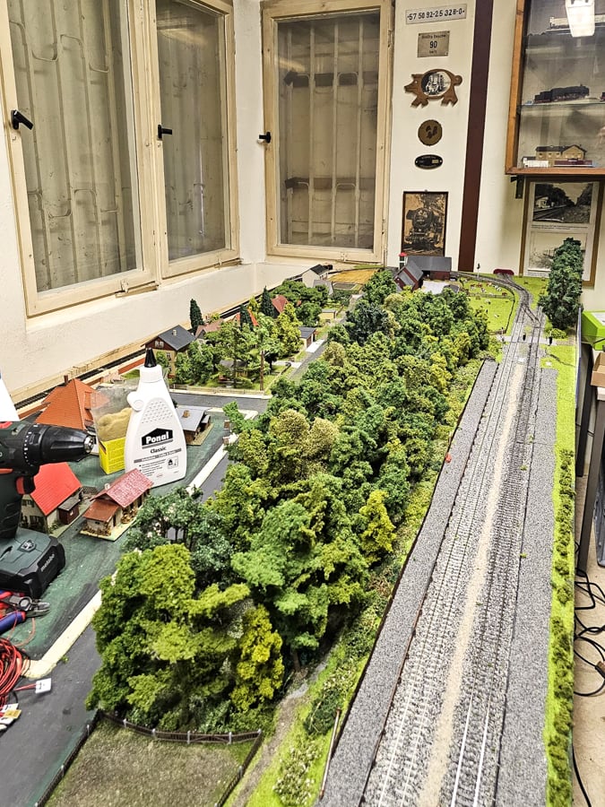 Der Bahnhof mit Bffeltrnke